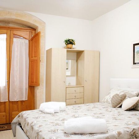 Rosa Holiday Home Syrakuzy Zewnętrze zdjęcie